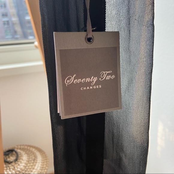 SEVENTY-TWO CHANGES Delicate Sheer Top - Picture 10 of 12